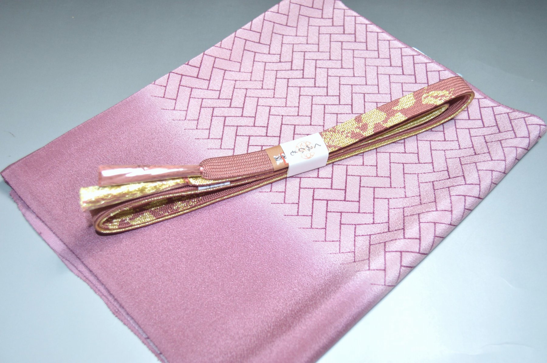 【送料無料】正装用お洒落にオススメ 帯締め帯揚げセット No.24029帯揚げ地色 石竹色 せきちくいろ色系..