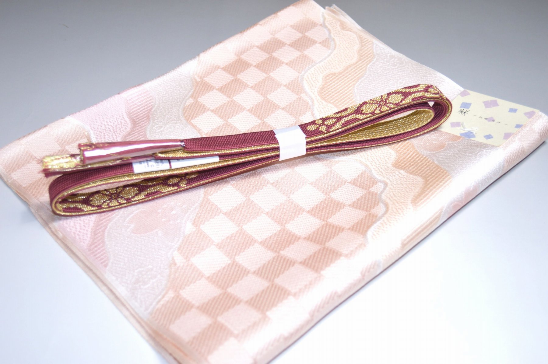 【送料無料】正装用お洒落にオススメ 帯締め帯揚げセット No.24143帯揚げ地色 洗柿 あらいがき系統 正絹 並尺 平組帯締め フォーマル 礼装 お茶会 お食事会 小紋 訪問着 色無地 付下げ 訪問着 色無地 お稽古 訪問着 江戸小紋 色無地 キモノ仙臺屋の和装小物特集