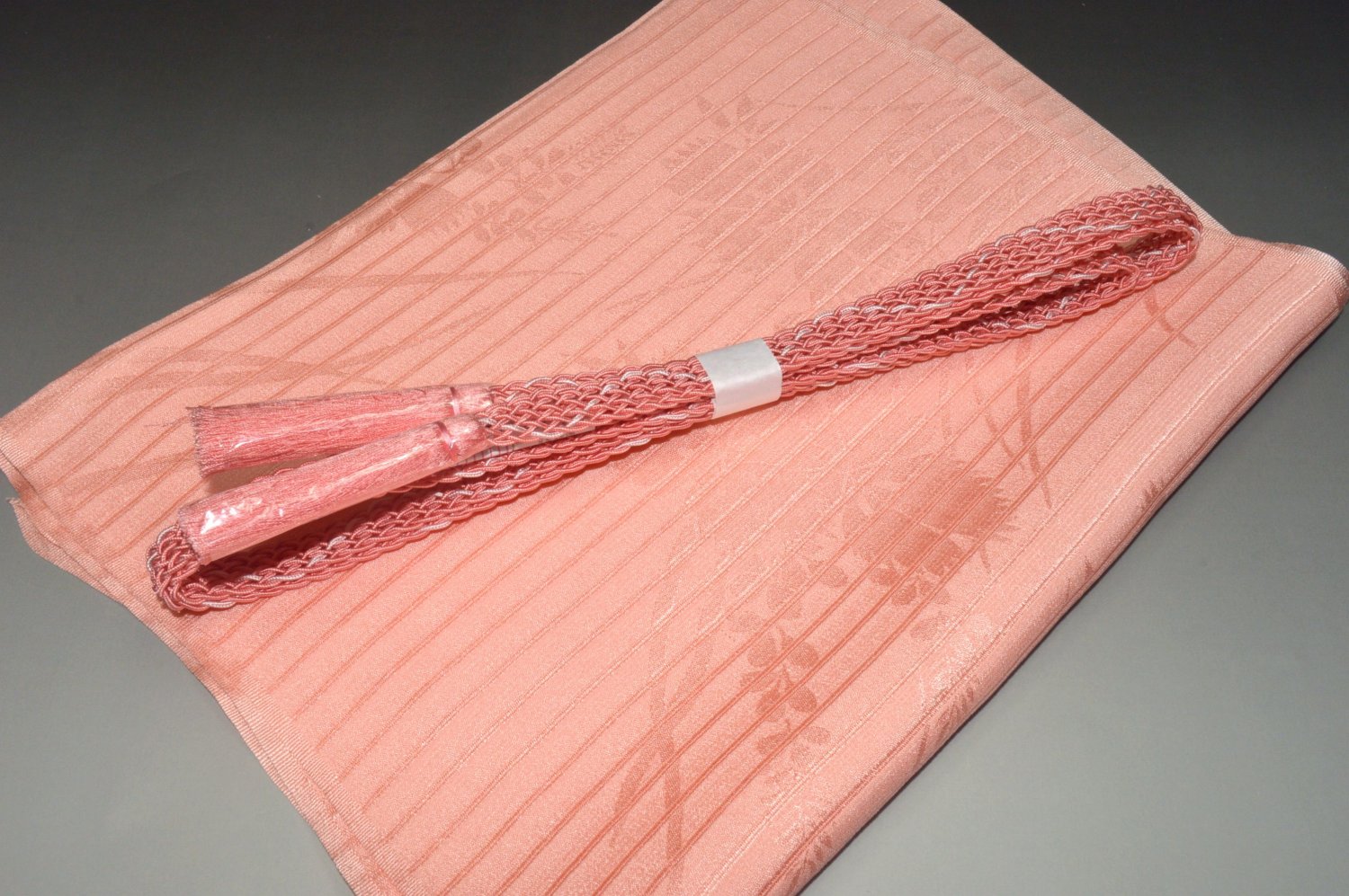 【送料無料】夏物帯締め帯揚げセット No.23445帯揚げ地色 桜貝色（さくらがいいろ）色系統 正絹素材 並尺 夏物 夏のお洒落きものに◎ うすもの 単衣用にオススメ 色無地 つむぎなどに◎ お稽古 普段着 お茶会 紬 訪問着 江戸小紋 色無地 付下げキモノ 仙臺屋の和装小物特集