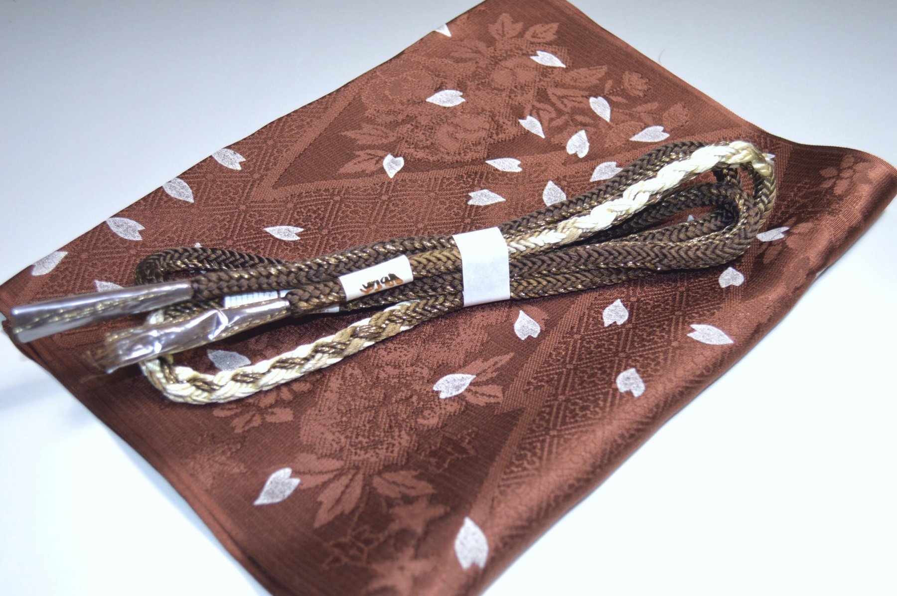 【送料無料】お洒落用にオススメ 帯締め帯揚げセット No.24719帯揚げ地色 赭 そほ色系統 正絹 並尺 カジュアル 礼装 お茶会 お出掛け お食事会 小紋色 無地 紬 お稽古 普段着 江戸小紋 カジュアルな着物 キモノ仙臺屋の和装小物特集 ポスト投函で送料無料