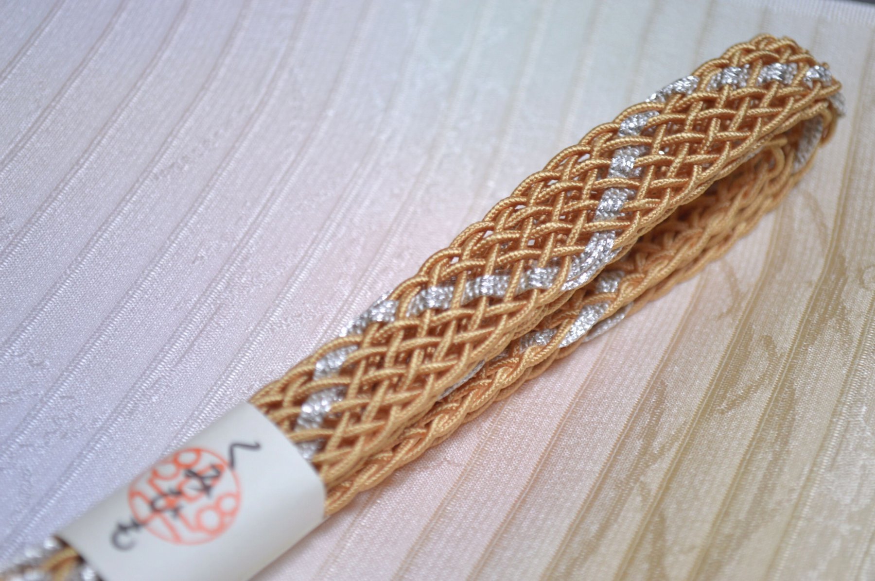 【送料無料】夏物 絽 帯締め帯揚げセット No.25288帯揚げ地色 薄い黄みの橙色系統 正絹素材 並尺 夏物 夏のお洒落きものに◎ うすもの 単衣用にオススメ 色無地 つむぎなどに◎ お稽古 普段着 お食事会 紬 訪問着 江戸小紋 色無地 付下げキモノ 仙臺屋の和装小物特集