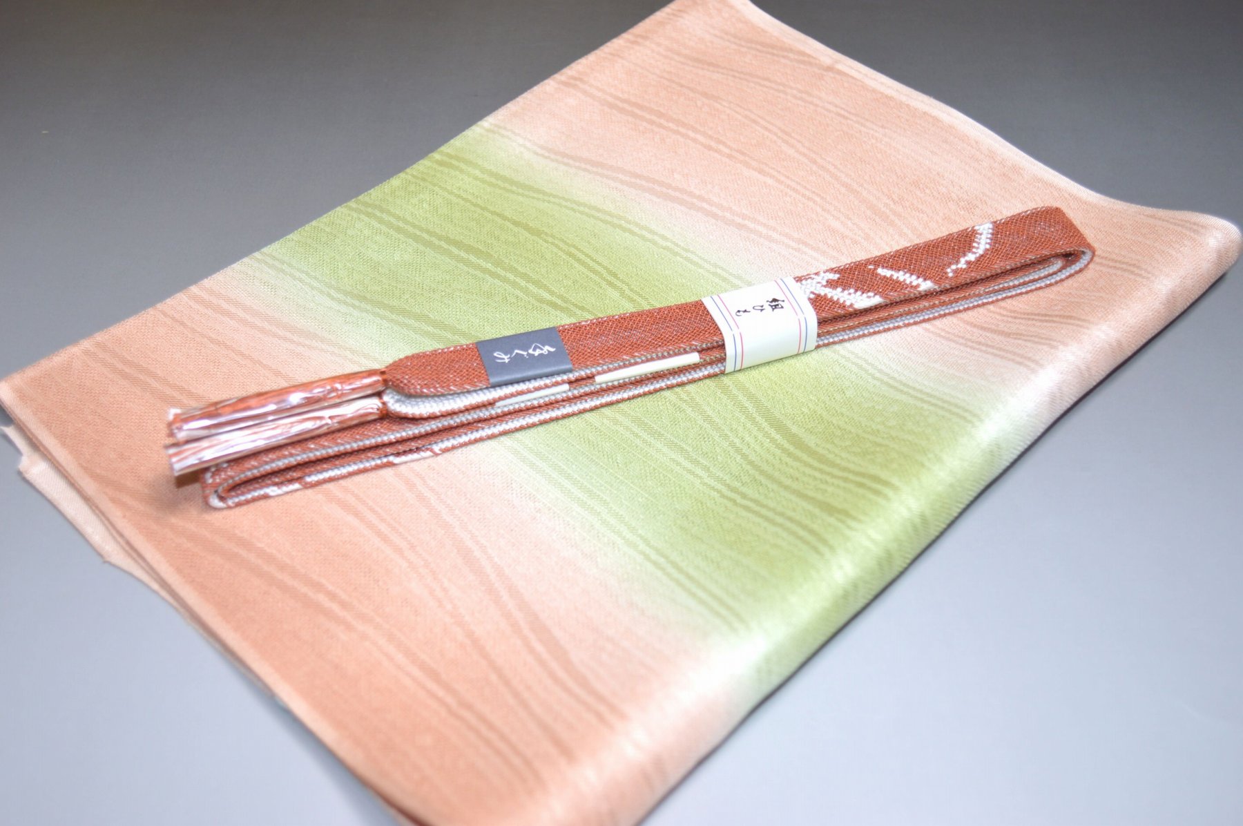 【送料無料】うすもの・単衣正装用にも◎紗帯締め紗帯揚げセット No.25519帯揚げ地色 洗柿（あらいがき）色系統 正絹素材 並尺 夏物 夏のお洒落きものに◎ うすもの 単衣用にオススメ 色無地 つむぎなどに◎ お稽古 普段着 お食事会 紬 訪問着 キモノ 仙臺屋の和装小物特集