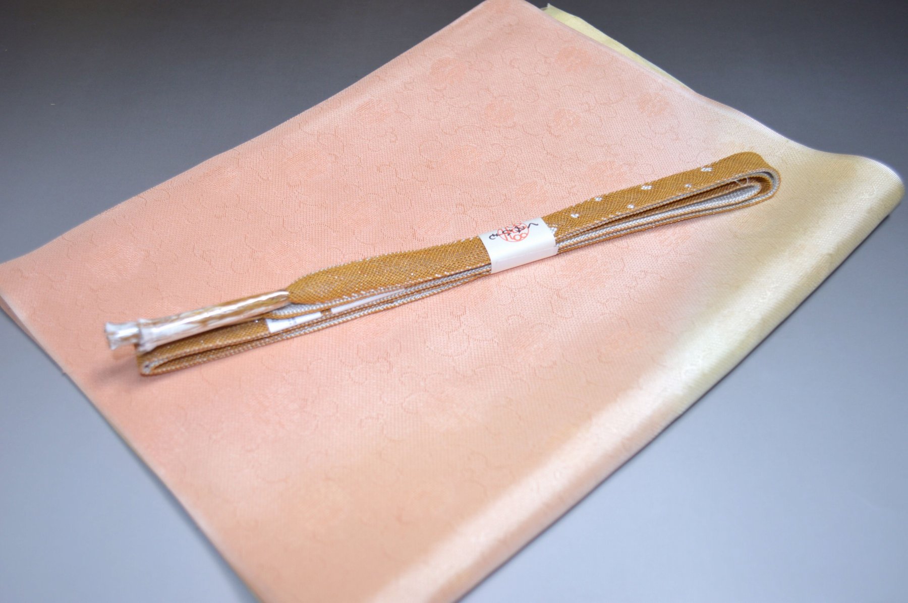 【送料無料】うすもの・単衣正装用にも◎紗帯締め紗帯揚げセット No.25520 帯揚げ地色 菩提樹（ぼだいじゅ）色系統 正絹素材 並尺 夏物 夏のお洒落きものに◎ うすもの 単衣用にオススメ 色無地 つむぎなどに◎ 普段着 お食事会 紬 訪問着 キモノ 仙臺屋の和装小物特集