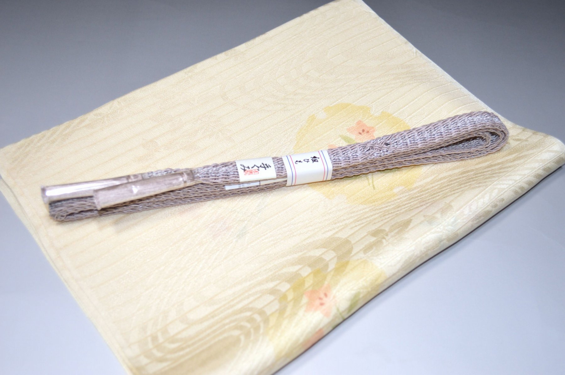【送料無料】夏物 レース帯締め 絽帯揚げセット No.26189帯揚げ地色 七竈系 正絹素材 並尺 夏物 夏のお洒落きものに◎ うすもの 単衣用にオススメ 色無地 つむぎなどに◎ お稽古 普段着 お食事会 紬 訪問着 江戸小紋 色無地 付下げキモノ 仙臺屋の和装小物特集