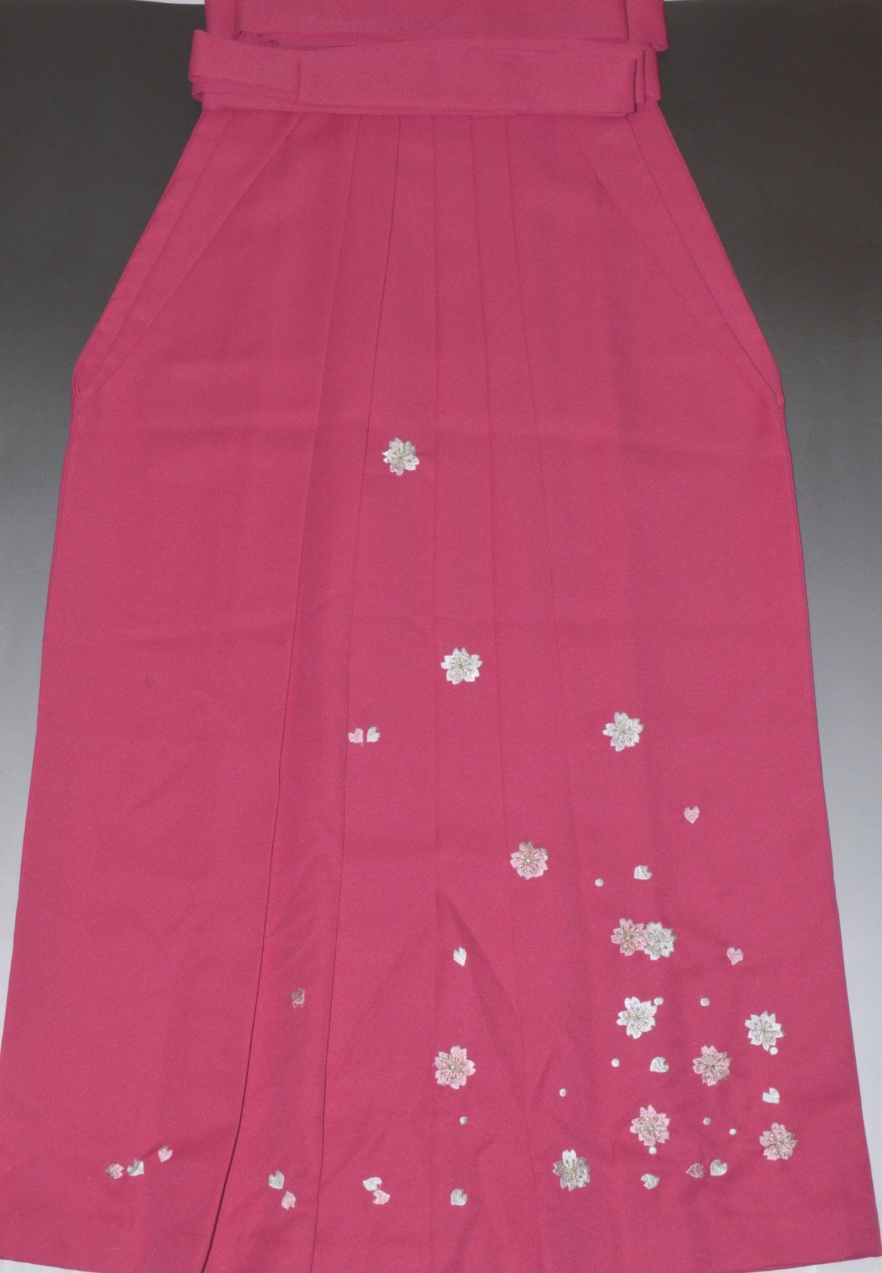 Pleated Skirt - 中古女性袴 卒業式 行灯袴（無地）定番袴♪ ピンク色 刺繍入り No.1037 LLサイズ 99cm（2尺6寸）適応身長約170～175cm 袴 生地しっかり ポリエステル素材 二尺袖 卒業式 成人式 謝恩会 結婚式 はかま 袴レディース 女性 婦人 女物 2尺袖 小学生
