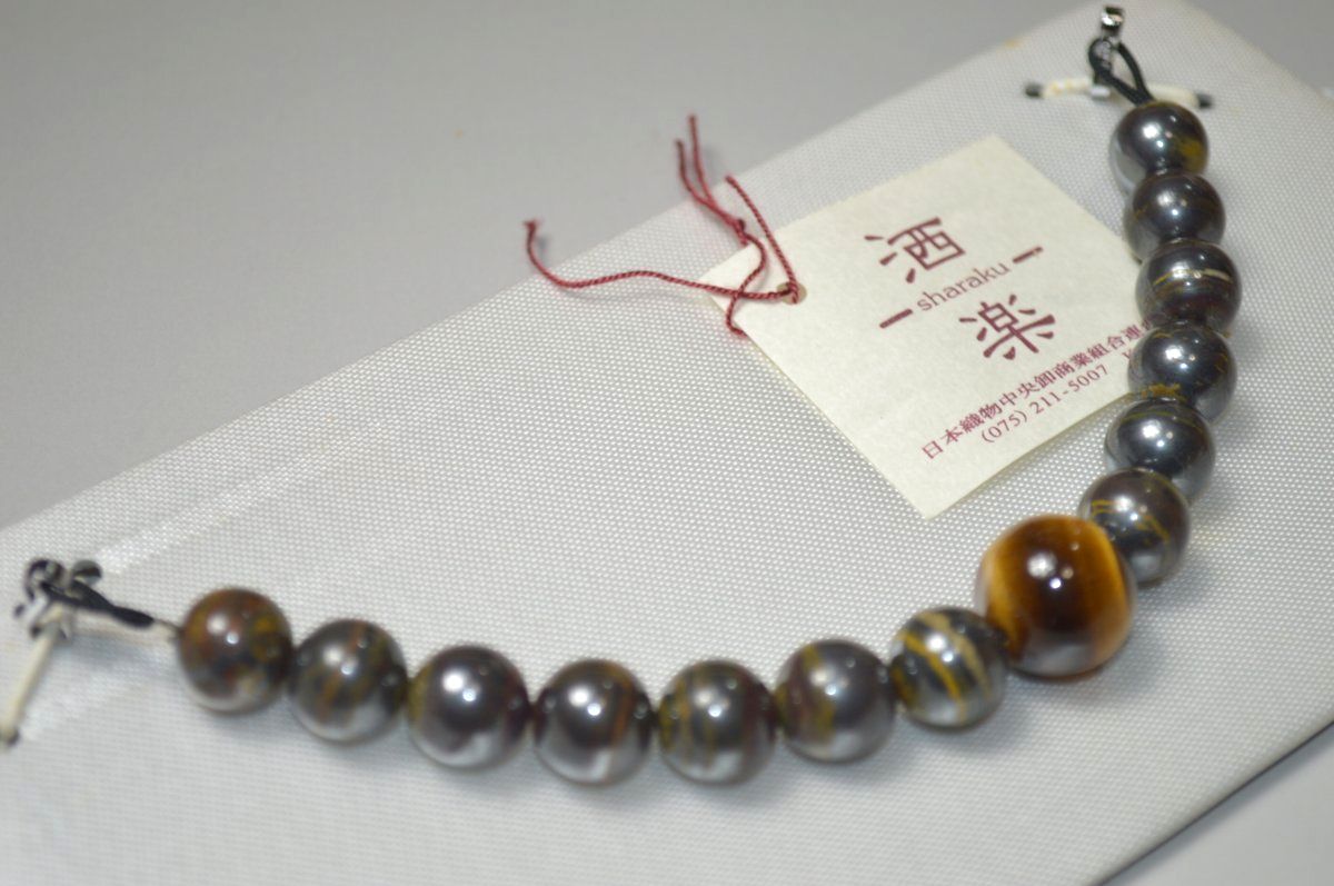 【箱なし送料無料】【洒落】男物羽織紐 No.3035（桐箱入）訳あり 新品 普段着向き・日本製品【男羽織】【男物アンサンブル】 普段着 おしゃれ着 便利な和装小物 羽織ギフトにもオススメ ポスト投函で送料無料【キモノ仙臺屋の和装小物特集】