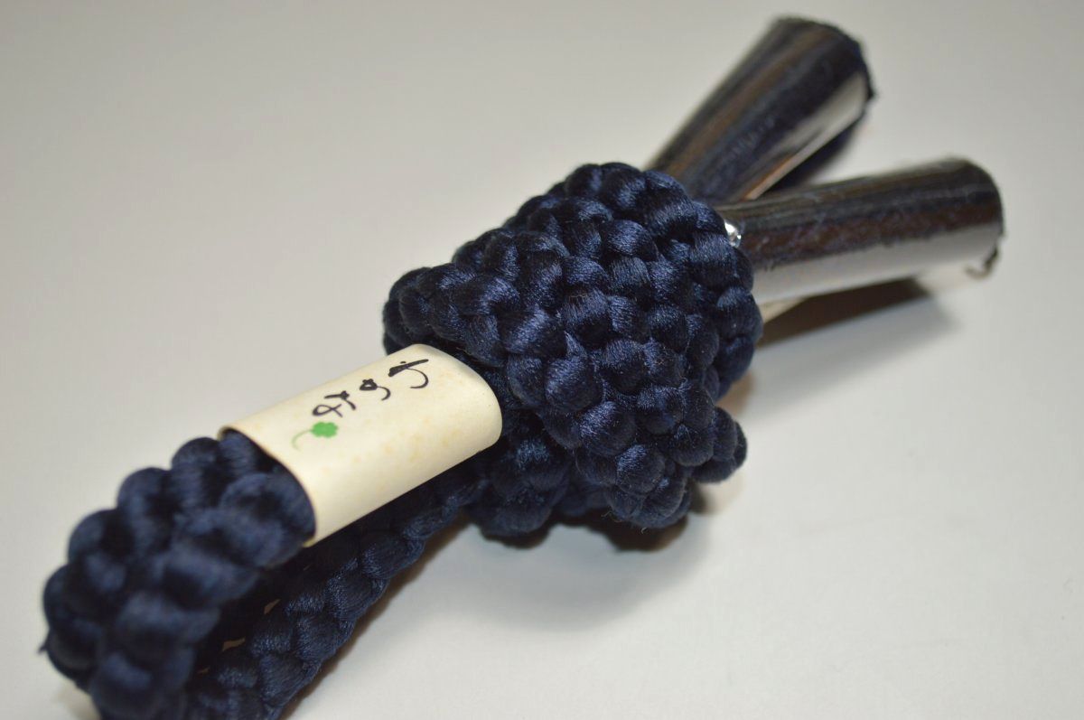 男物丸組羽織紐箱なし−No.3051（結んだ状態での長さ約17センチ） 訳あり 手組ひも 正絹素材 普段着向き・日本製品【男羽織】【男物アンサンブル】 普段着 おしゃれ着 便利な和装小物 羽織【キモノ仙臺屋の和装小物特集】