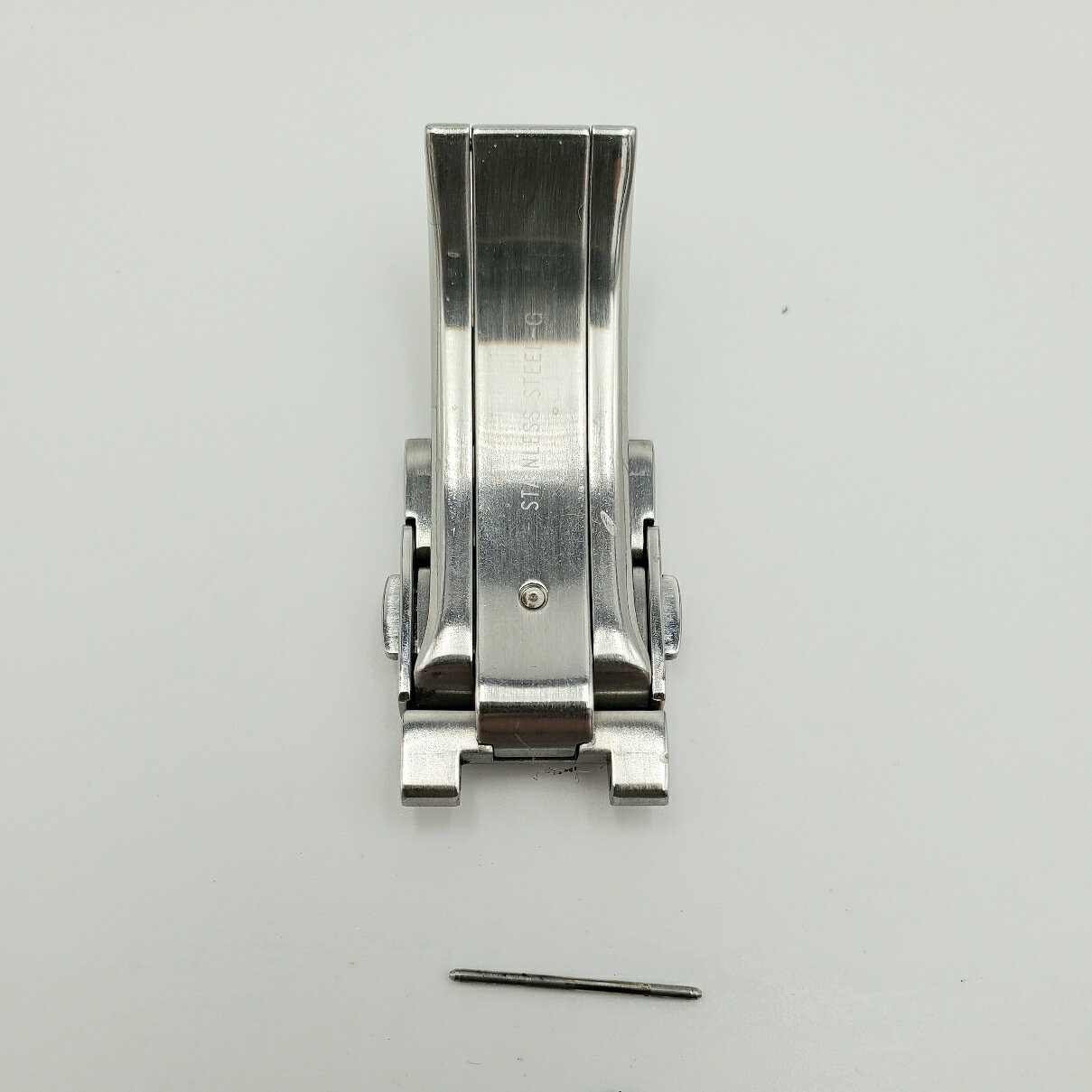 【中古品】腕時計 バックル セイコー ブライツ 8B43-0AF0 対応 接続用ピン付属 ベルト 中留め 尾錠 クラスプ 三つ折れ バンド ストラップ