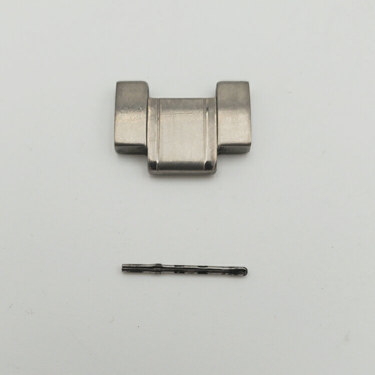 【中古品】腕時計ベルト部品 余りのコマ セイコー ソーラー V157-0BX0 純正 接続用ピン付属