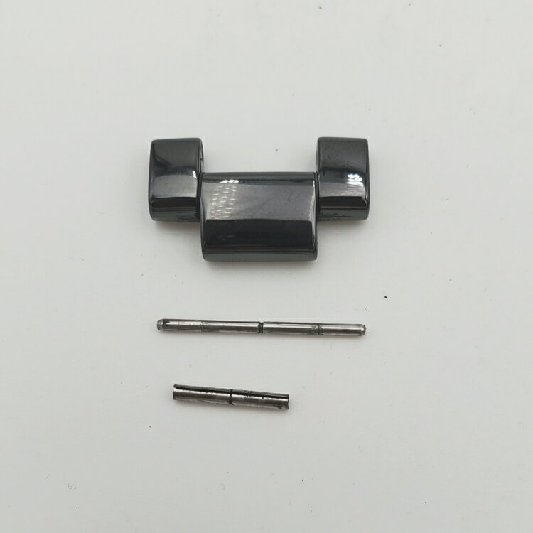 ・コマとピンとCリングがワンセットの販売となります。 ・中古部品につき傷・汚れがあります。新品のような状態ではありません。 ・注意文：モニターの発色具合によって実際の商品と色合いが異なる場合があります。