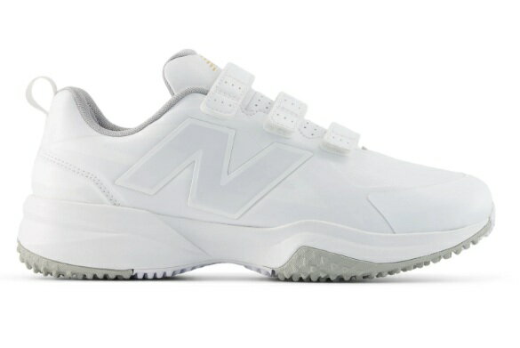 ■メーカー名：Newbalance（ニューバランス） ■品名 ：FuelCell 1000 Turf V1 ■品番：M10008G4 ■サイズ 4E：25.5cm～28.5cm ■素材 アッパー素材 人工皮革　合成樹脂　 ソール素材 アウトソール：ゴム底 ミッドソール：合成底 ■商品説明 ■日本の要望を基に開発したNBベースボールのNEWモデル「1000 v1」。 3本面ファスナーストラップのトレーニングモデル。フルレングスFuelCellミッドソールがクッション性と反発性を両立し、パフォーマンスUPと足の疲労を軽減。 しなやかな合成皮革アッパーと幅広のウィズサイジングが抜群のフィット感を提供。 つま先の圧着TPUや巻き上げたアウトソール、データから設計したアウトソールが足元をアシスト。 ■備考 こちらの商品ですが店頭でも販売をしているためご注文後にお取り寄せや在庫切れになる可能性がございます。 中には店頭展示品もございます。 化粧箱が無い場合もございます。 多少の傷・汚れはノークレームにてお願いします。 お急ぎの方や確実なお取り引きをご希望の方は必ずご注文前に在庫のご確認をお願いします。