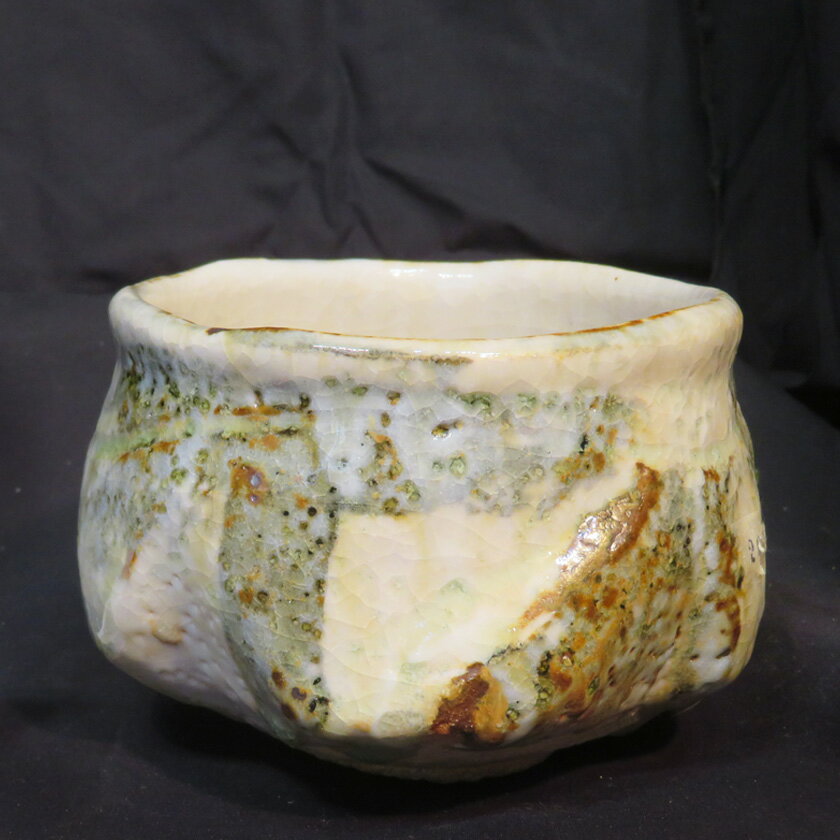 ポイント3倍以上（楽天カード利用） 茶道具 抹茶茶碗（まっちゃちゃわん） 土灰志野 茶碗 信楽焼 灰塚..