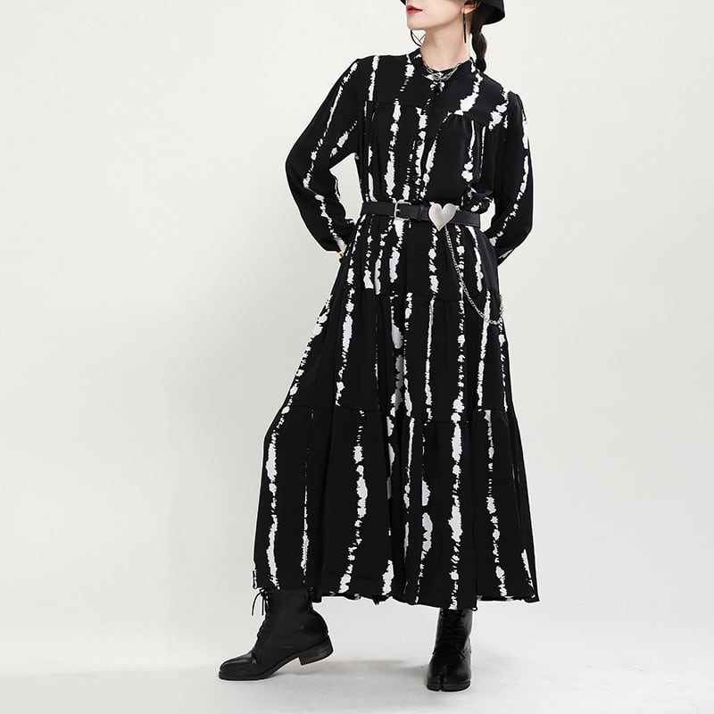 Rakuten - ワンピース ロング丈 長袖 ティアード ボリューム Aライン フレア クルーネック ミモレ丈 かわいい 大人可愛い きれいめ シンプル カジュアル 大人 上品 おしゃれ お洒落 かっこいい