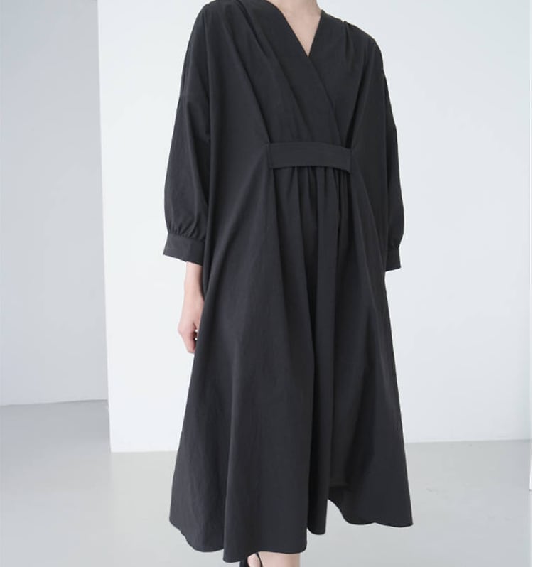Rakuten - Vネック ロング丈 ワンピース カシュクール ゆったり ボリューム ルーズウエスト 長袖 Aライン かわいい 大人可愛い きれいめ シンプル カジュアル 大人 上品 おしゃれ お洒落 かっこいい