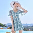 水着 ビキニ タンキニ ワンピース フリル 谷間魅せ 盛れる かわいい 大人可愛い きれいめ セクシー sexy シンプル カジュアル ナチュラル ゴージャス 華やか 大人 大人っぽい おしゃれ(4)