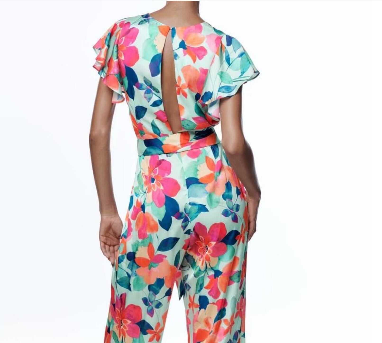 ワンピース 上着 人気 おすすめ おしゃれ お洒落 激安 安い 送料無料 プチプラ ジャンパー オールインワン 肩出し 半袖 ノースリーブ Vネック ふんわり 柄 フリル 花柄 ポリエステル