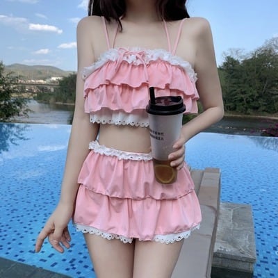 水着 ビキニ フリル 体系カバー水着 かわいい 大人可愛い きれいめ セクシー sexy シンプル カジュアル ナチュラル ゴージャス 華やか 大人 大人っぽい おしゃれ お洒落 レトロ 主役級