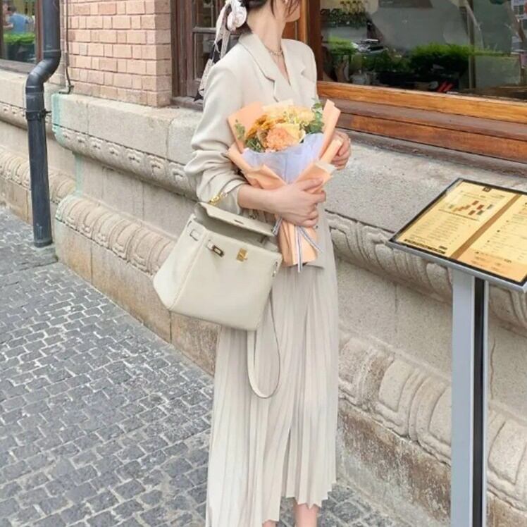 ワンピース セットアップ風 ジャケット ドッキング 上着 スーツ アシンメトリー ベルト付き ジャケット レトロ スカート ミディアム丈 膝丈 袖あり 長袖 かわいい 大人可愛い きれいめ