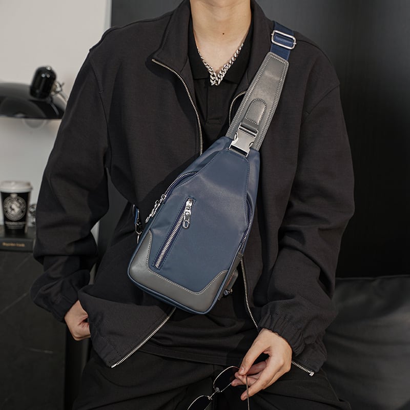 Rakuten - バッグ バック カバン かばん 鞄 軽量 軽い 大容量 ショルダーバッグ 肩掛けバッグ ワンショルダーバッグ 斜めがけバッグ 斜め掛けバッグ ボディバッグ ポリエステル 無地 USBポート コードホール