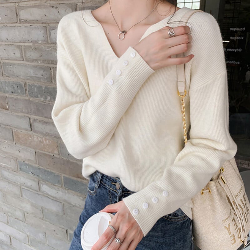 Three-Quarter Knit - トップス ニットソー 袖あり 長袖 Vネック 袖ボタン きれいめ シンプル カジュアル 大人 上品 おしゃれ レトロ こなれ感 エレガント 無地 春 秋 10代 20代 30代 40代 レディース 通勤 通学