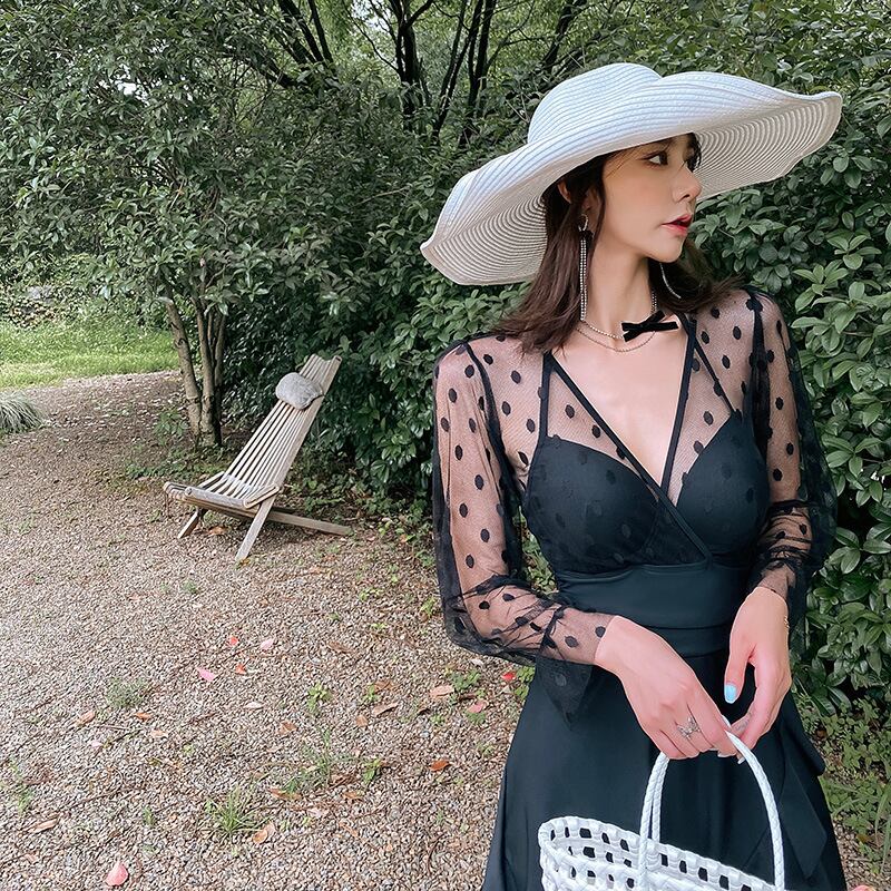 水着 体系カバー水着 ワンピース フリル 谷間魅せ 盛れる かわいい 大人可愛い きれいめ セクシー sexy シンプル カジュアル ナチュラル ゴージャス 華やか 大人 大人っぽい おしゃれ お洒落 レトロ 主役級 存在感