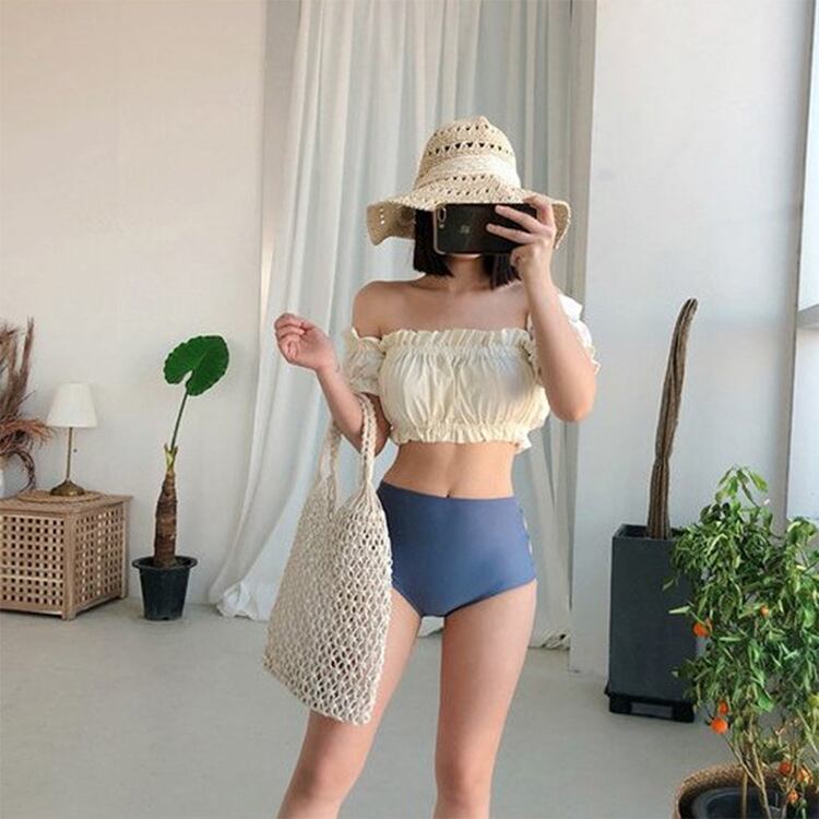 水着 体系カバー水着 ワンピース フリル 谷間魅せ 盛れる かわいい 大人可愛い きれいめ セクシー sexy シンプル カジュアル ナチュラル ゴージャス 華やか 大人 大人っぽい おしゃれ お洒落 レトロ 主役級 存在感