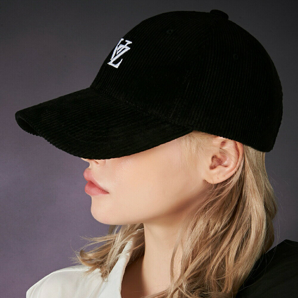 【韓国発送/関税込み】VARZAR / 3D Monogram logo corduroy over fit ball cap キャップ 帽子 ロゴ シンプル レディース 紫外線対策 小顔効果 韓国ファッション 春 秋 冬 コーデュロイ 韓国ブランド バザール ブラック ブラウン 黒 白【正規品/海外通販/送料無料】