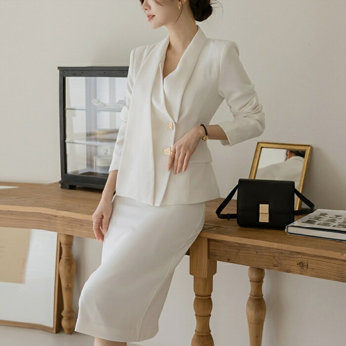 レディース　スカート　かわいい 3つ ボタンの 黒の ハイウエスト スーツ ショーツ レディース 夏 2025 伸縮性 ウエスト aライン ワイド レッグ カジュアルショーツ