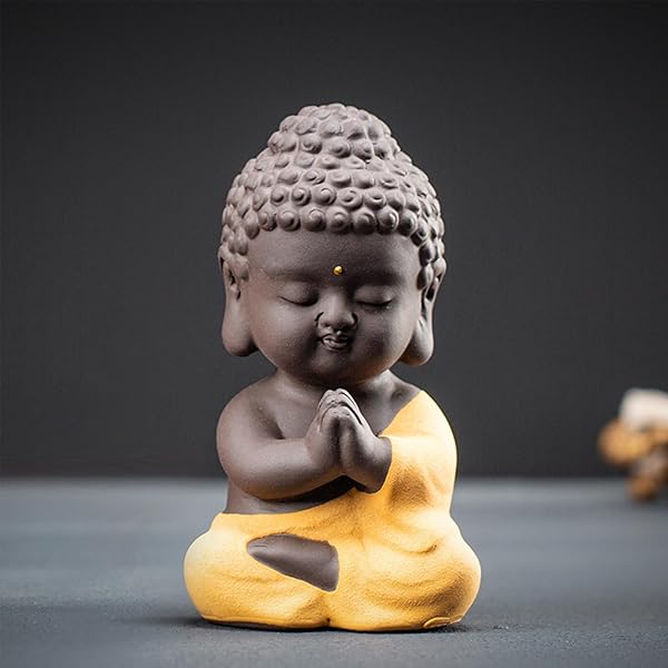 お釈迦様 オブジェ お釈迦 かわいい 仏像 陶器 座禅 如来像 ミニ (タイプ1 合掌)色タイプ1 合掌モデル商品説明【商品概要】茶玩とも茶寵(ちゃちょう)とも呼ばれ、主に中国、台湾などの茶席で使用する際に茶盤の上に置くマスコット的存在です。お茶を浴びせることによって、茶玩の色つやが深みを増していくので、育っているような楽しみ方ができます。こうした縁起物の茶玩育てていく事でお願い事が叶うとも言われています。【自動車・家具張り 】:かわいくて魅力的な如来仏像、車や家に置くと雰囲気が増し、室内や家の環境がより美しくなる。【商品詳細】:この愛らしいルドラークシャ、手のひらほどの大きさしかなく、絶妙にコンパクトで、古来からの伝統的な職人技、滑らかで丸みを帯びた色継ぎ、高温焼成により、全身が紫色の陶磁器の砂でできている。【製品仕様】:幅6.5cm×奥6cm×高11.5cm/約150g。【商品説明】【商品詳細】商品種別:置物・オブジェ商品名:お釈迦様 オブジェ お釈迦 かわいい 仏像 陶器 座禅 如来像 ミニ (タイプ1 合掌)製造元:色:タイプ1 合掌商品タイプ:中国【当店からの連絡】お釈迦様 オブジェ お釈迦 かわいい