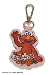 【Flowering giftシリーズ】 ダイカット レザー風刺繍チャーム SESAME STREET MARKET セサミストリートマーケット ファッション雑貨 チャーム・キーチェーン レッド ピンク[Rakuten Fashion]