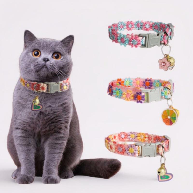 Rakuten - ペット 首輪 猫 犬兼用 レース 刺繍 鈴付き かわいい チョーカー ネックレス 花柄 レモン 小花 ハート柄 ポリエステル製 おしゃれ アクセサリー 装飾品 お散歩 お出かけ 普段使い 軽量