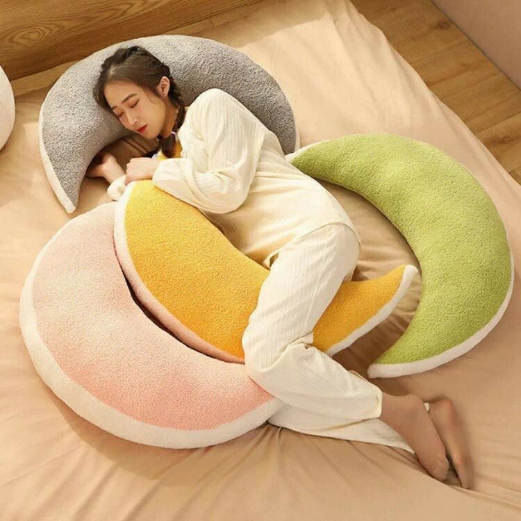 月 ぬいぐるみ 月型 ギフト うつぶせ寝 可愛い クッション 横向き寝 三日月形 マルチ ロング 授乳クッション 抱き枕 腰まくら 枕 クッション 抱きまくら おしゃれ 癒し系 75cm 誕生日 プレゼント 月型 [3]