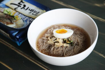 【送料無料】新商品 2種類から選べる!! 農心 ふるる冷麺 10袋 セット ビビン冷麺、水冷麺 ビビン麺 韓国冷麺 韓国食品/韓国食材/韓国料理