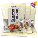 韓国伝統菓子。シナモンの香りとモチモチ食感。 名称 : 揚げ菓子 内容量 : 120g(1袋当たり) × 3個 原材料名 : 小麦粉、コーンシロップ、コーンオイル、米粉、オリゴ糖、麦芽エキス、食塩、シナモンパウダー／pH調整剤、香料（一部に小麦を含む） 栄養成分表示 120g当たり : エネルギー 552kcal / 炭水化物 77.0g / たんぱく質 7.0g / 脂質 24.0g / 食塩相当量 0.40g 原産国 : 大韓民国 賞味期限 : 別途記載 保存方法 : 直射日光、高温多湿を避け常温で保存してください。 実際の商品の外装デザインは画像と異なる場合があります。