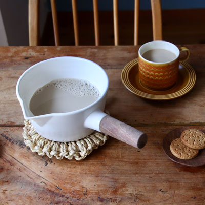 鍋敷き 松野屋 ワラ釜敷き 小サイズ おしゃれ 日本製 なべしき 鍋敷 ワラ製 新潟 佐渡島 国産 手作り 荒物 暮らしの道具