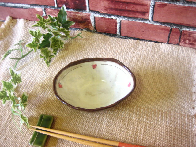 和食器プチハート模様だ円小鉢「訳あり」『アウト...の紹介画像3