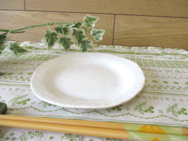 【店長おすすめ!!】和食器白い器乳白銘々皿「訳あり」『アウトレット』込み