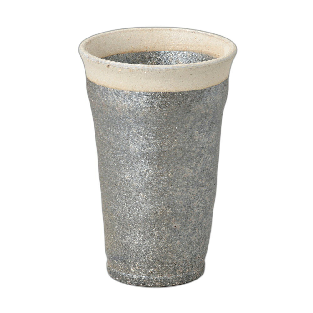 [商品名]　黒窯変口白フリーカップ[素材]　陶磁器[寸法]　9×14cm・430ccお店からご自宅まで、季節を問わず、様々なシーンでご利用いただける商品です。[ 9×14cm・430cc ] 陶磁器 一部の商品はメーカーよりお取り寄せとなりますので、納期が前後することがございます。あらかじめご了承ください。商品によっては手造りのため、写真と色・かたちが若干異なることがございます。われものですので丁重に梱包させていただいておりますが、ご質問などございましたらお気軽にお問い合わせください。ご注文に関する注意事項は 【こちら】ご購入前にご確認ください。