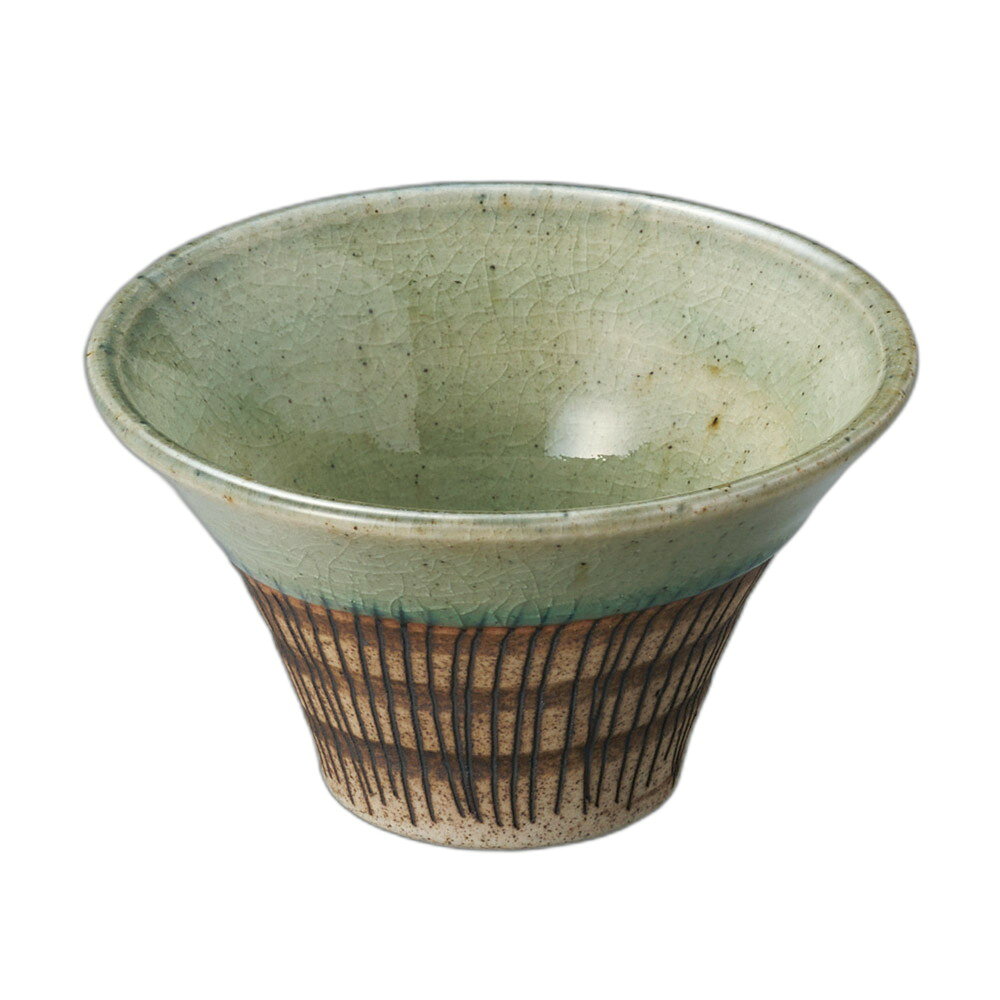 [商品名]　御深井小付[素材]　陶磁器[寸法]　10×5.6cmお店からご自宅まで、季節を問わず、様々なシーンでご利用いただける商品です。[ 10×5.6cm ] 陶磁器 一部の商品はメーカーよりお取り寄せとなりますので、納期が前後することがございます。あらかじめご了承ください。商品によっては手造りのため、写真と色・かたちが若干異なることがございます。われものですので丁重に梱包させていただいておりますが、ご質問などございましたらお気軽にお問い合わせください。ご注文に関する注意事項は 【こちら】ご購入前にご確認ください。