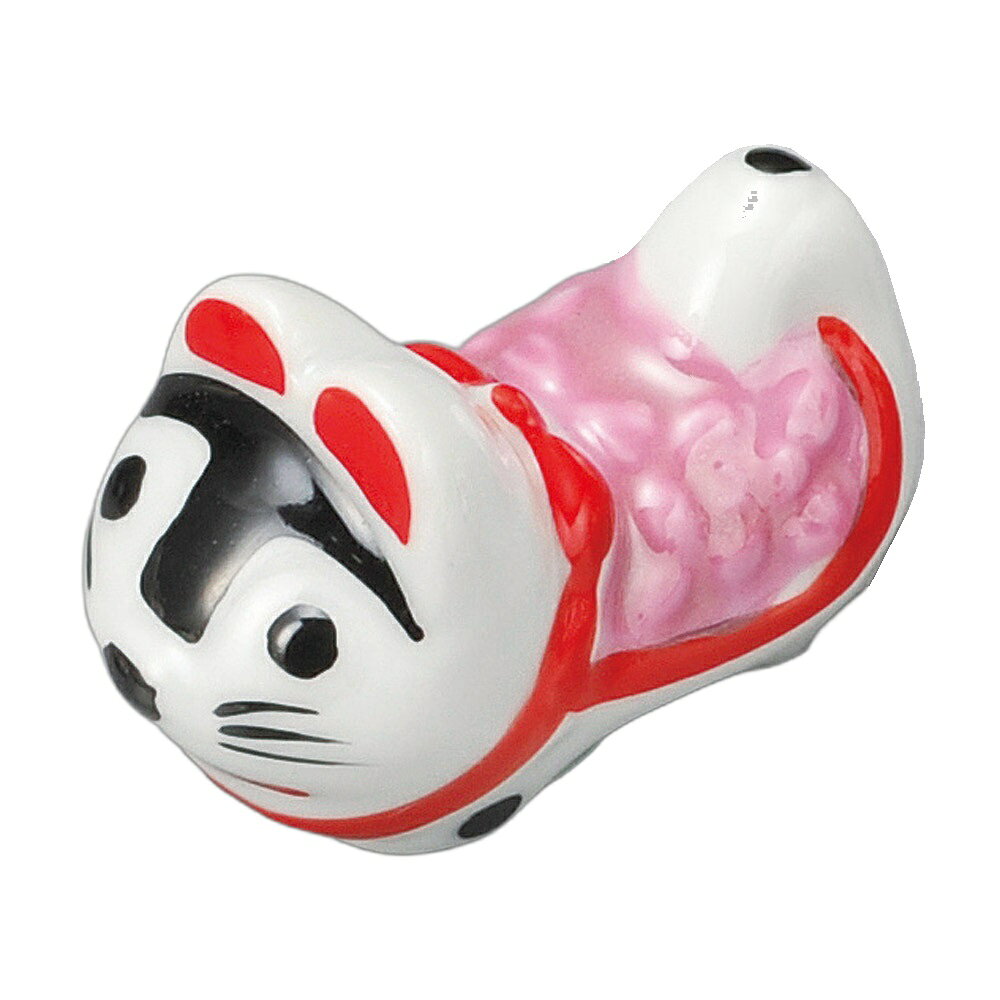 [商品名]　張子犬箸置（赤）[素材]　陶磁器[寸法]　4.3×2.5cmお店からご自宅まで、季節を問わず、様々なシーンでご利用いただける商品です。[ 4.3×2.5cm ] 陶磁器 一部の商品はメーカーよりお取り寄せとなりますので、納期が前後することがございます。あらかじめご了承ください。商品によっては手造りのため、写真と色・かたちが若干異なることがございます。われものですので丁重に梱包させていただいておりますが、ご質問などございましたらお気軽にお問い合わせください。ご注文に関する注意事項は 【こちら】ご購入前にご確認ください。