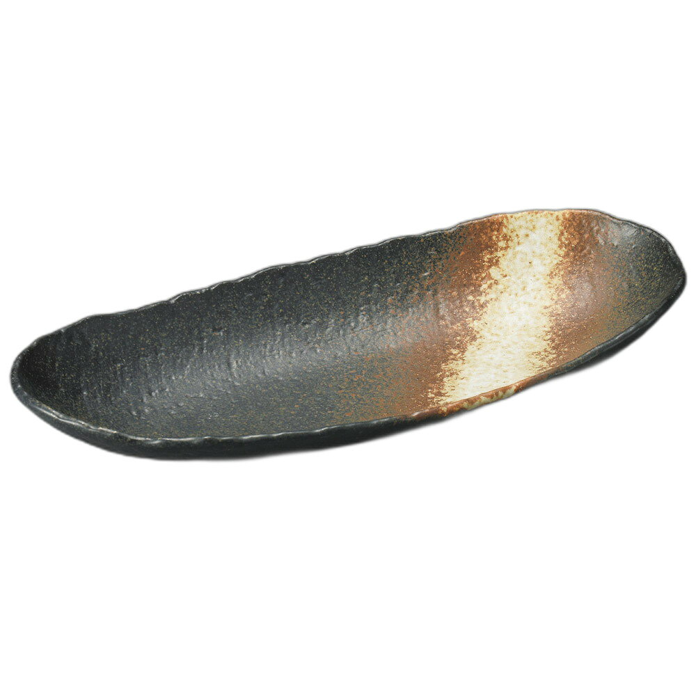 いぶし備前舟形盛鉢[素材]　陶磁器[寸法]　32.5×15×4cmお店からご自宅まで、季節を問わず、様々なシーンでご利用いただける商品です。[ 32.5×15×4cm ] 陶磁器 一部の商品はメーカーよりお取り寄せとなりますので、納期が前後することがございます。あらかじめご了承ください。商品によっては手造りのため、写真と色・かたちが若干異なることがございます。われものですので丁重に梱包させていただいておりますが、ご質問などございましたらお気軽にお問い合わせください。ご注文に関する注意事項は 【こちら】ご購入前にご確認ください。
