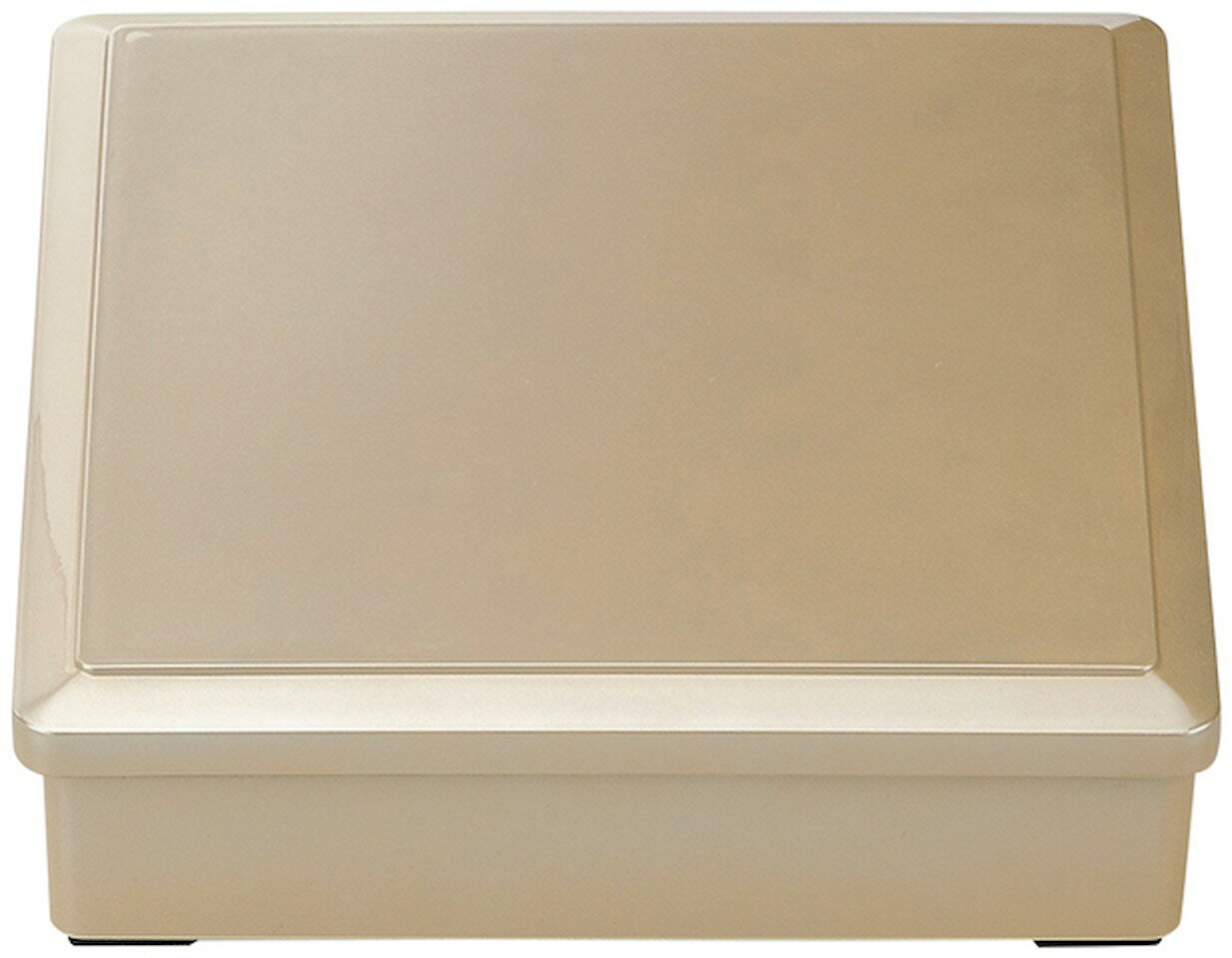 [商品名]尺0角珍味松花堂 銀(蓋親）[素材]A(ABS樹脂)[寸法]288×288×90mm 807g結婚式のお返し、母の日のプレゼント、退職祝いなど、さまざまな場面でご利用いただけます。陶器の専門問屋が厳選した、プレゼントやギフトにピッタリな逸品です。[288×288×90mm 807g] A(ABS樹脂) 日本 ●耐熱温度／60℃以下●衝撃に強いので割れにくく、耐久性に優れ塗料の密着も良好。●食器洗浄機を使用すると変形する場合があるためお避けください。一部の商品はメーカーよりお取り寄せとなりますので、納期が前後することがございます。あらかじめご了承ください。商品によっては手造りのため、写真と色・かたちが若干異なることがございます。われものですので丁重に梱包させていただいておりますが、ご質問などございましたらお気軽にお問い合わせください。ご注文に関する注意事項は 【こちら】ご購入前にご確認ください。