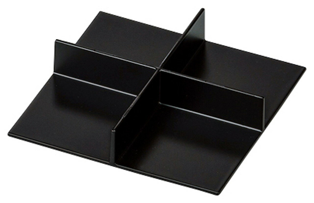 底板付十字仕切マルチプレート黒艶消し [113×113×22mm 40g] | SNS インスタ映え おしゃれ かわいい かっこいい 和カフェ おうちカフェ 器 食器 業務用 贈答 プレゼント ギフト シンプル モダン お祝い セット 軽い 割れない