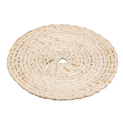 [商品名]　籐 白鍋敷 小[素材]　籐[寸法]　[ φ150mm ] 実際に使う立場の方々からの声を多く取り入れた製品です。厨房でも耐えうる確かな製品には、強固さと使い勝手を兼ね備えた逸品です。[ φ150mm ] 籐 メーカーからの取り寄せ商品の為、納期まで1週間前後かかります。あらかじめご了承ください。商品によっては手造りのため、写真と色・かたちが若干異なることがございます。われものですので丁重に梱包させていただいておりますが、ご質問などございましたらお気軽にお問い合わせください。ご注文に関する注意事項は 【こちら】ご購入前にご確認ください。