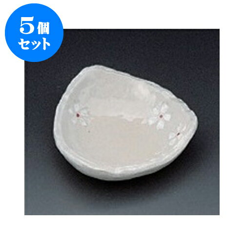 5個セット 小皿 白押花三角盛皿（S） [8.8 x 8.5 x 2.7cm] | 小皿 取り皿 人気 おすすめ 食器 業務用 飲食店 小さいお皿 カフェ うつわ 器 おしゃれ かわいい ギフト プレゼント 引き出物 誕生日 贈り物 贈答品 SNS 便利 内祝い 開店祝 普段使い 引っ越し祝い 食器セット