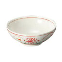 [商品名]　粉引釉赤絵花7.0麺鉢[素材]　陶磁器[寸法]　21.3 x 8cmお店からご自宅まで、季節を問わず、様々なシーンでご利用いただける商品です。[ 21.3 x 8cm ] 陶磁器 日本製 一部の商品はメーカーよりお取り寄せとなりますので、納期が前後することがございます。あらかじめご了承ください。商品によっては手造りのため、写真と色・かたちが若干異なることがございます。われものですので丁重に梱包させていただいておりますが、ご質問などございましたらお気軽にお問い合わせください。ご注文に関する注意事項は 【こちら】ご購入前にご確認ください。