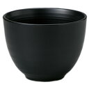 [商品名]　黒マットミニ丼[素材]　陶磁器[寸法]　10.5 x 8cm お店からご自宅まで、季節を問わず、様々なシーンでご利用いただける商品です。[ 10.5 x 8cm ] 陶磁器 日本製 一部の商品はメーカーよりお取り寄せとなりますので、納期が前後することがございます。あらかじめご了承ください。商品によっては手造りのため、写真と色・かたちが若干異なることがございます。われものですので丁重に梱包させていただいておりますが、ご質問などございましたらお気軽にお問い合わせください。ご注文に関する注意事項は 【こちら】ご購入前にご確認ください。