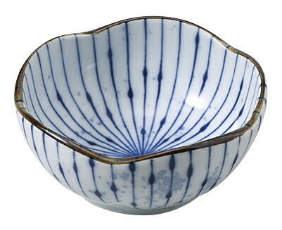吹墨十草梅形3.0鉢 [8.8×4cm] | 小鉢 器 食器 和食器 和皿 和食 飲食店 レストラン ホテル カフェ 和カフェ 喫茶店 居酒屋 通販 料亭 業務用 家庭用 贈答 プレゼント ギフト 雑貨店 おしゃれ かわいい お祝い 開店 定食 セット