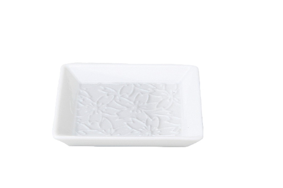 白磁桜彫 角小皿[6.1x0.8cm] |和食器　白　四角　かわいい　桜