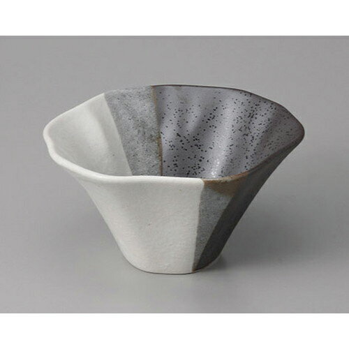 樂天商城 - 小鉢 塗分朝顔型小鉢 [13 x 12.5 x 6.8cm] | 小鉢 小 小さい 鉢 ボウル 万能 人気 おすすめ 食器 業務用 飲食店 カフェ うつわ 器 おしゃれ かわいい ギフト プレゼント内祝い 結婚祝い 誕生日 贈り物 贈答品